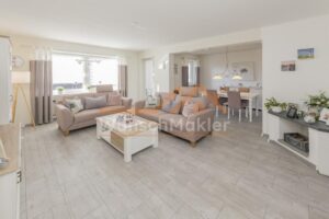 Wohnzimmer und Essbereich