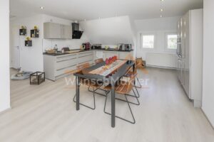 Loftwohnung im Dachgeschoss (3)