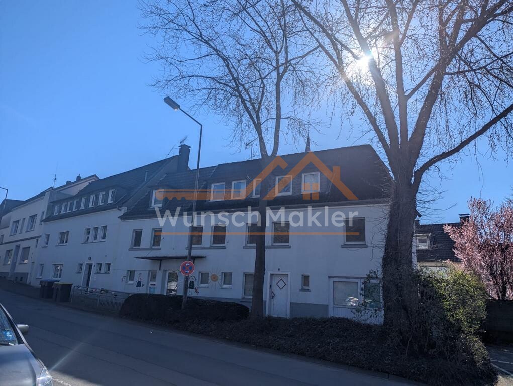 Straßenansicht