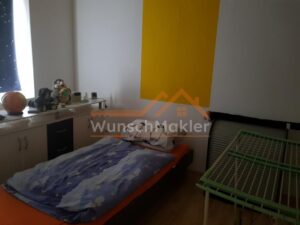 Wohnung 2. OG Schlafzimmer
