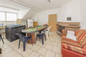 Gewerbeeinheit DG mit Kamin