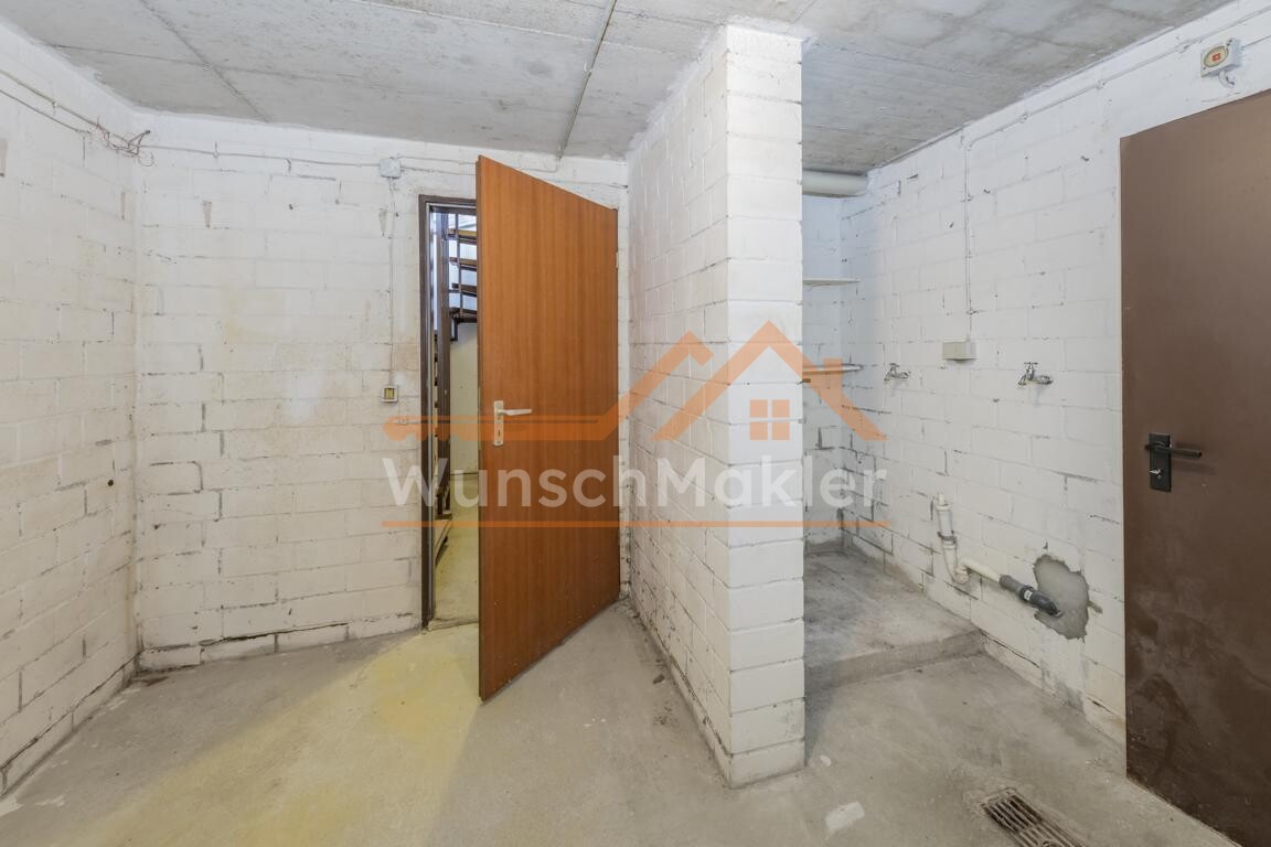 Eingang Keller und Stellplatz Waschmaschine