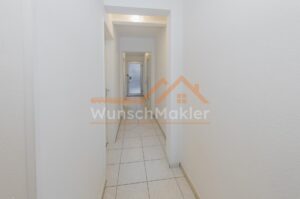 Flur im Souterrain