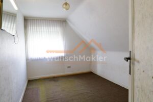 weiteres zusätzl. Zimmer im DG