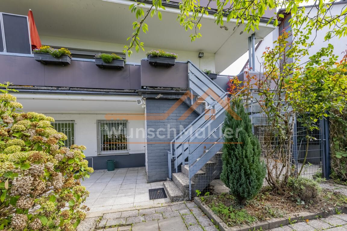 Zugang Balkon im Erdgeschoss