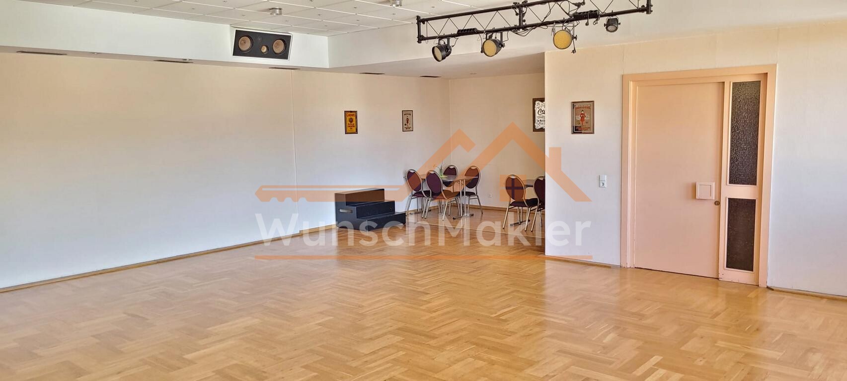 Sitzbereich kleiner Tanzsaal